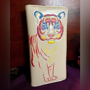 Woman’s Wallet Large  : Tiger